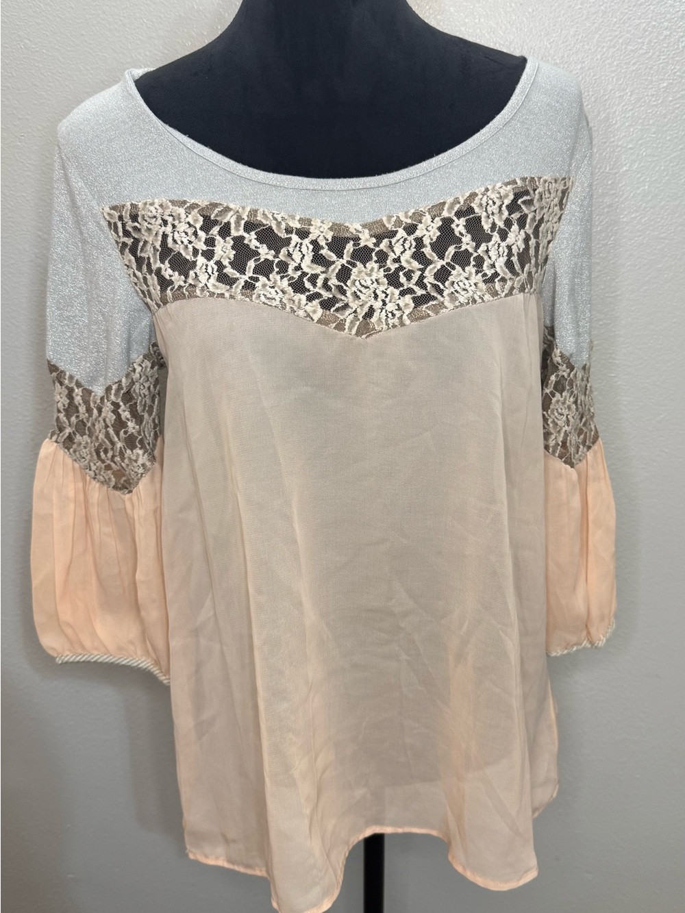 BKE Peach and Cream Lace Mixed-Media Tunic